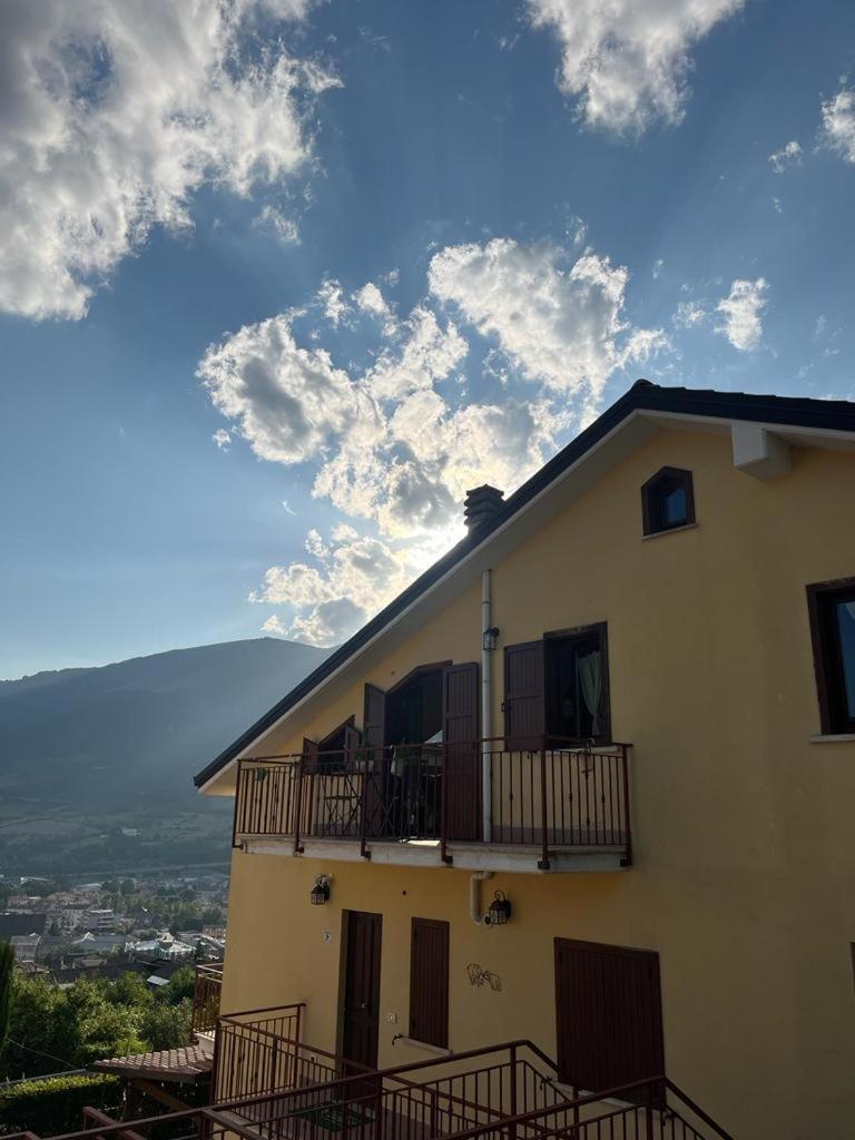 Il Nido Lägenhet Castel Di Sangro Exteriör bild
